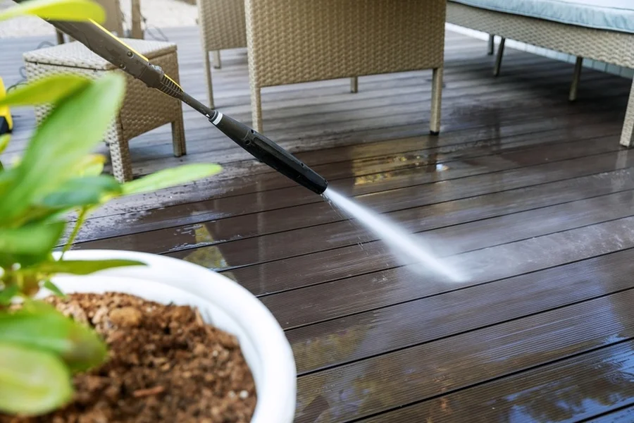 Preparing Your Deck For Staining With Professional Cleaning Salem, OR